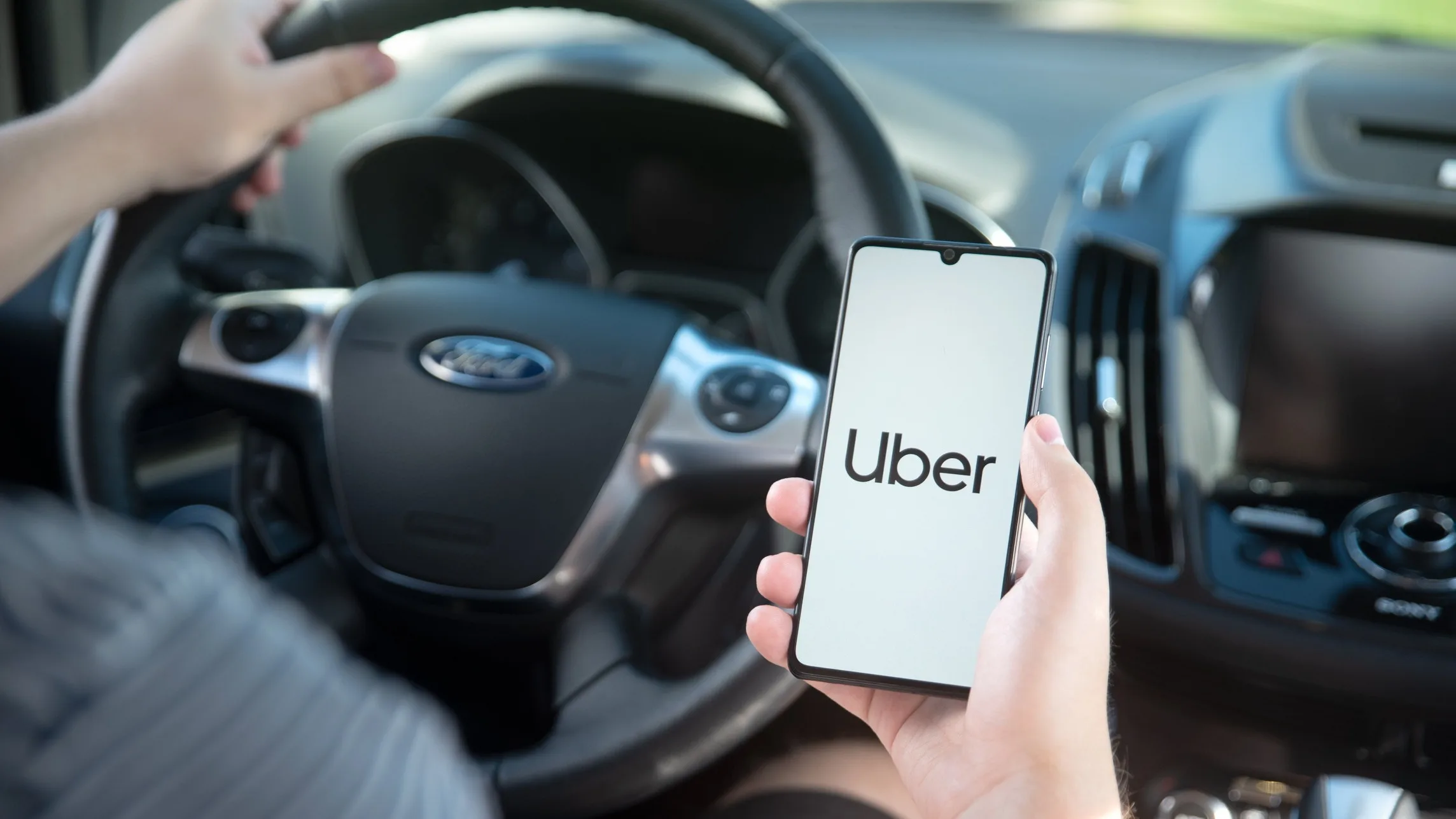 Bill Ackman investește 2,3 miliarde de dolari în Uber